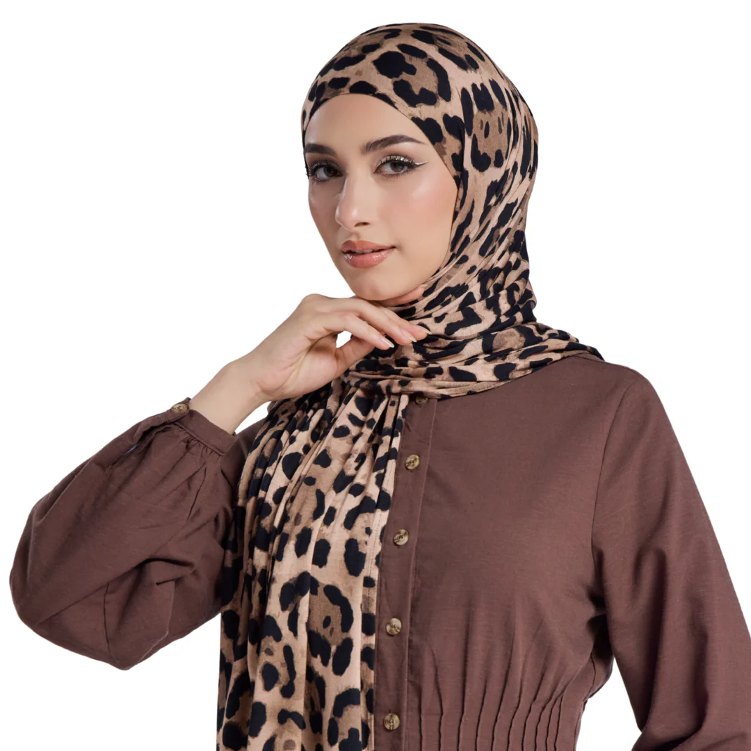 Golden Leopard Jersey Hijab - Image 3