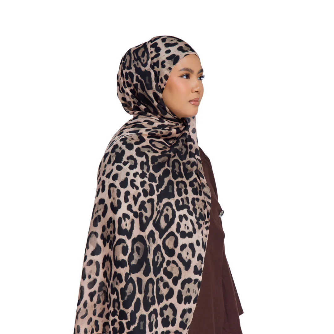 Golden Leopard Modal Hijab - Image 2
