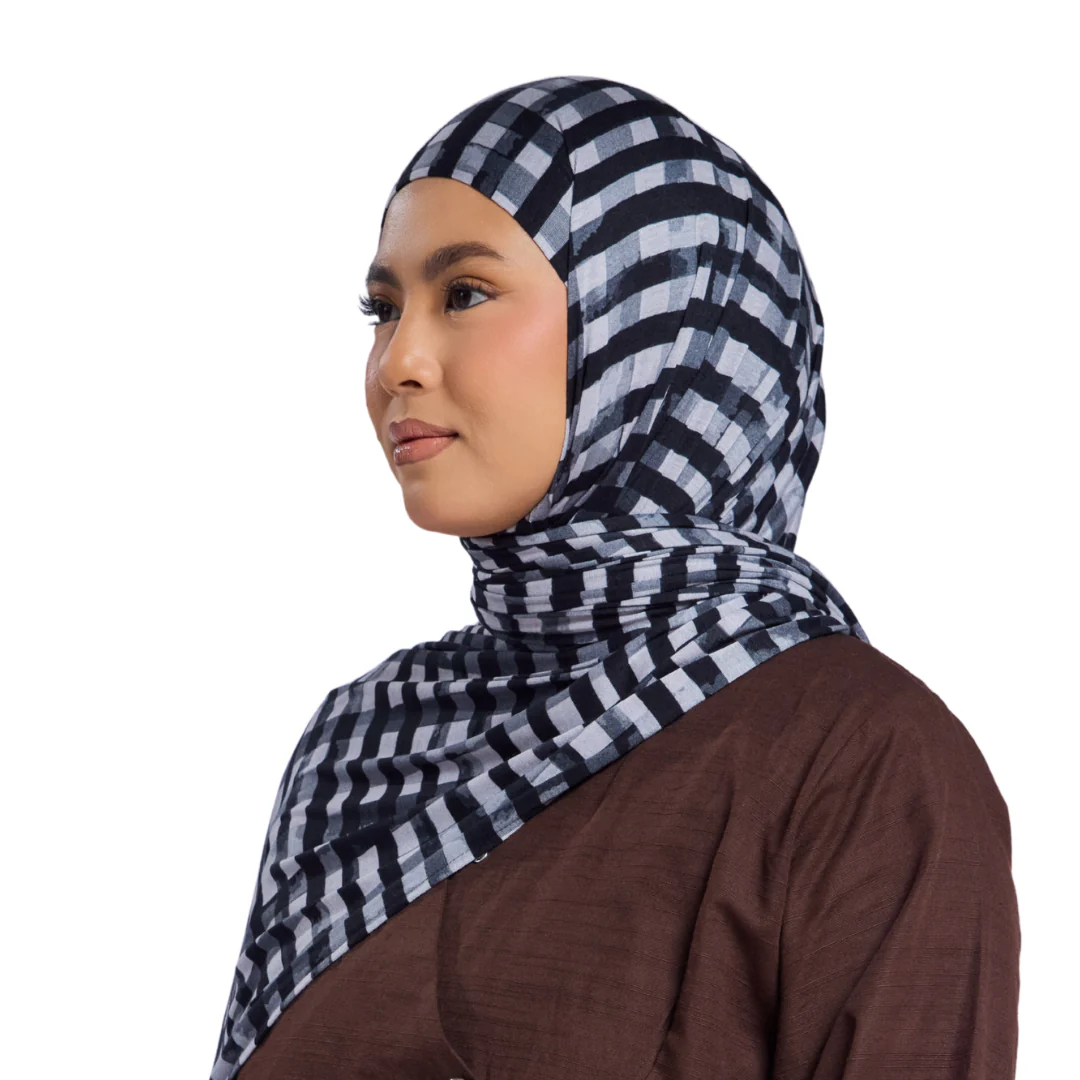 Greylock Jersey Hijab - Image 3