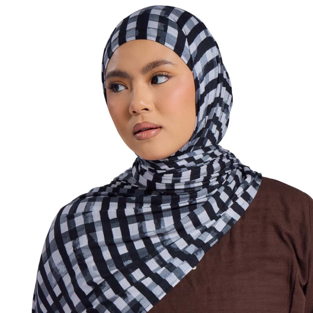 Greylock Jersey Hijab - Image 6