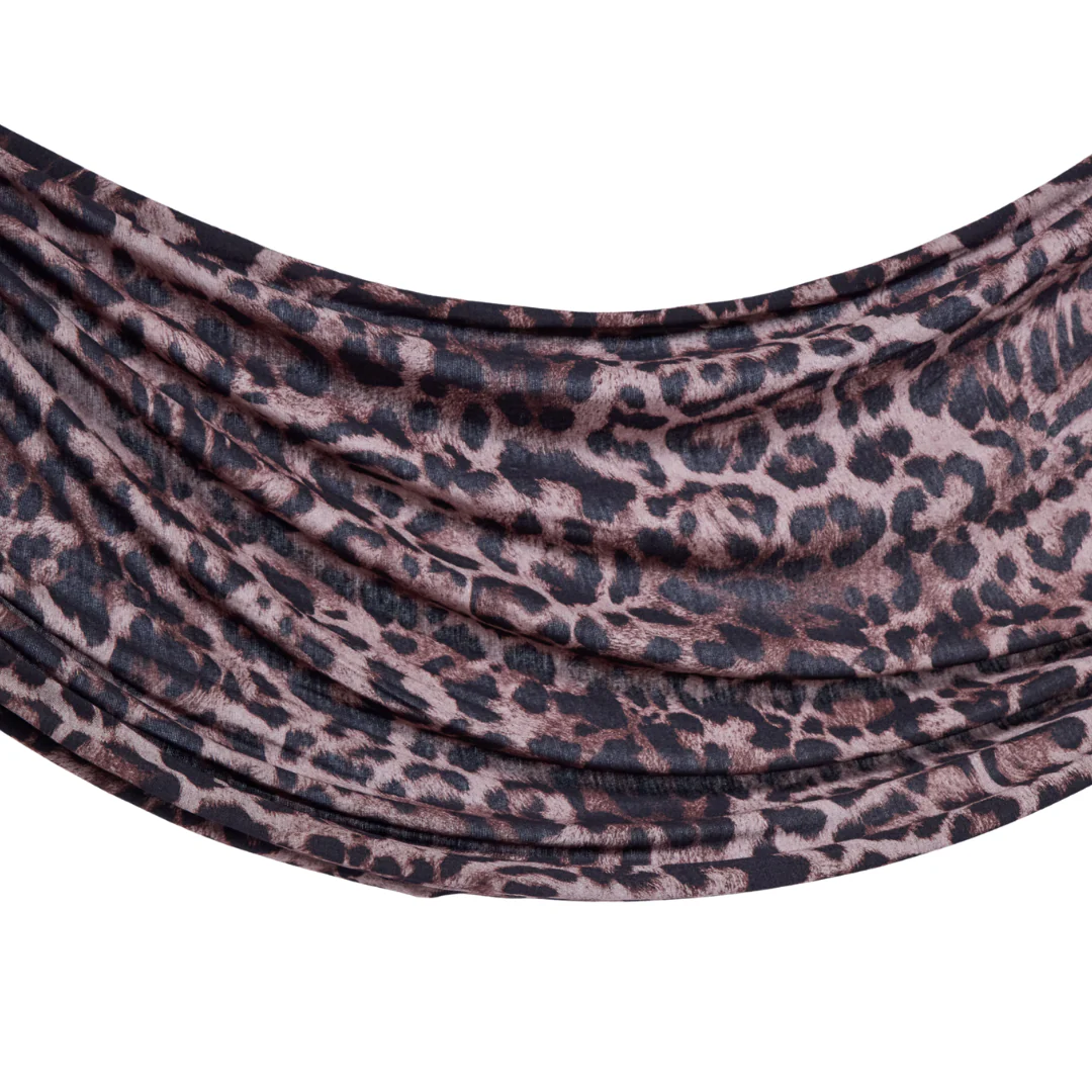 Noir Leopard Jersey Hijab - Image 7