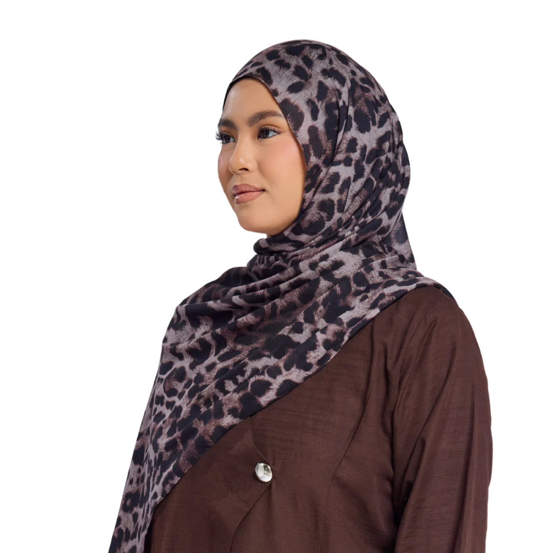 Noir Leopard Modal Hijab - Image 3