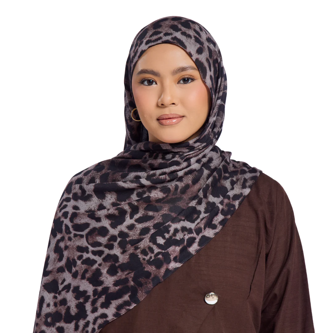 Noir Leopard Modal Hijab - Image 6